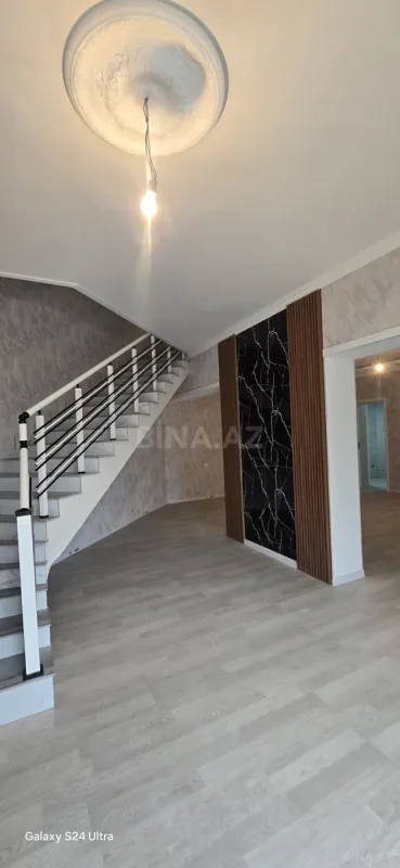 Satılır 4 otaqlı həyət evi 180 m²