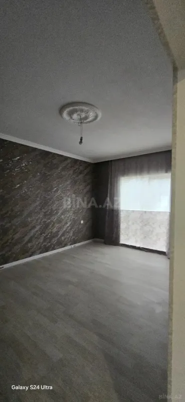 Satılır 4 otaqlı həyət evi 180 m²