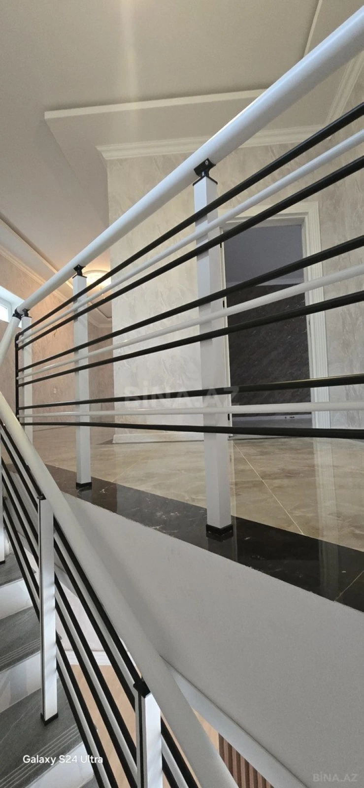 Satılır 4 otaqlı həyət evi 180 m²