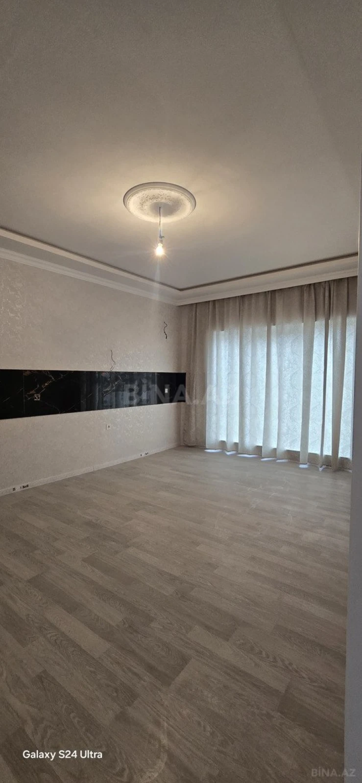 Satılır 4 otaqlı həyət evi 180 m²