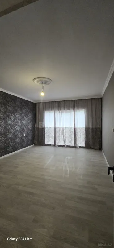 Satılır 4 otaqlı həyət evi 180 m²