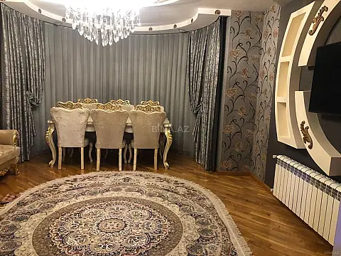 Kirayə verilir 3 otaqlı mənzil 136 m²
