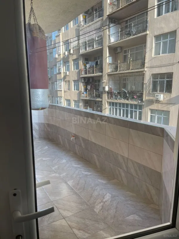 Kirayə verilir 3 otaqlı mənzil 136 m²