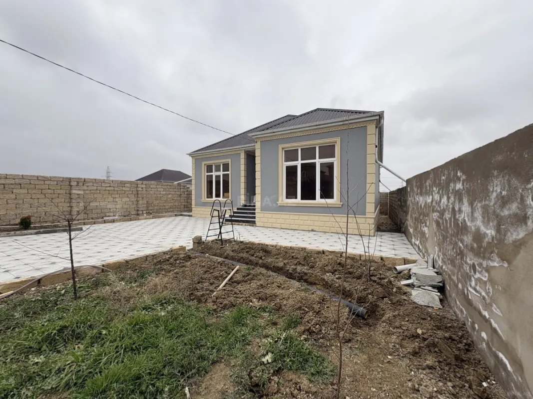 Satılır 3 otaqlı həyət evi 95 m²