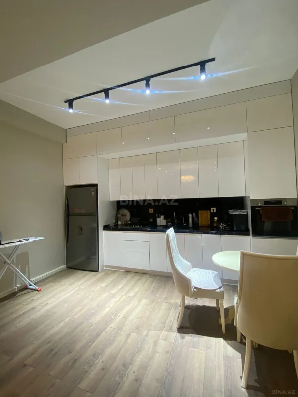 Kirayə verilir 3 otaqlı mənzil 110 m²
