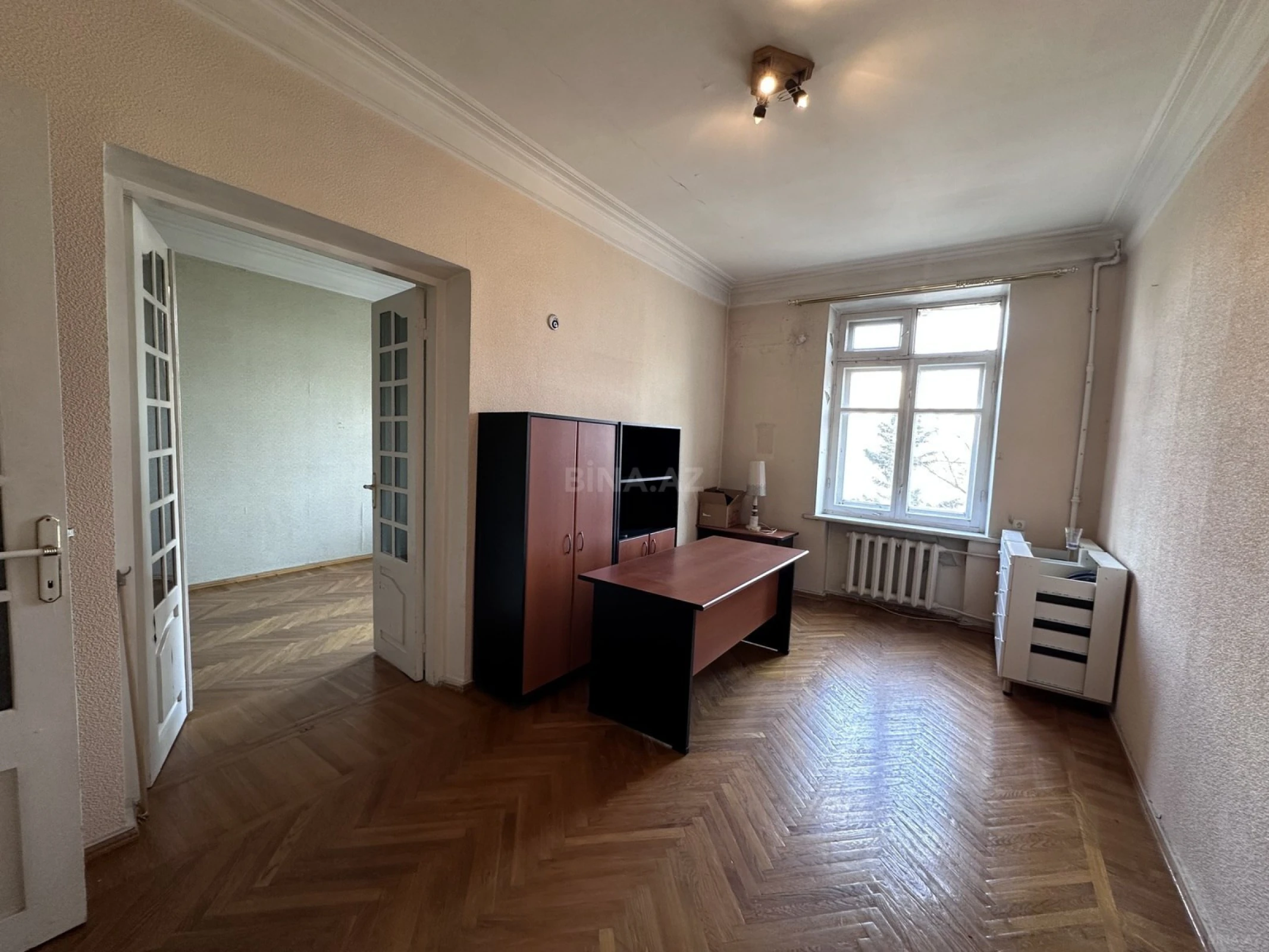 Satılır 4 otaqlı mənzil 110 m²