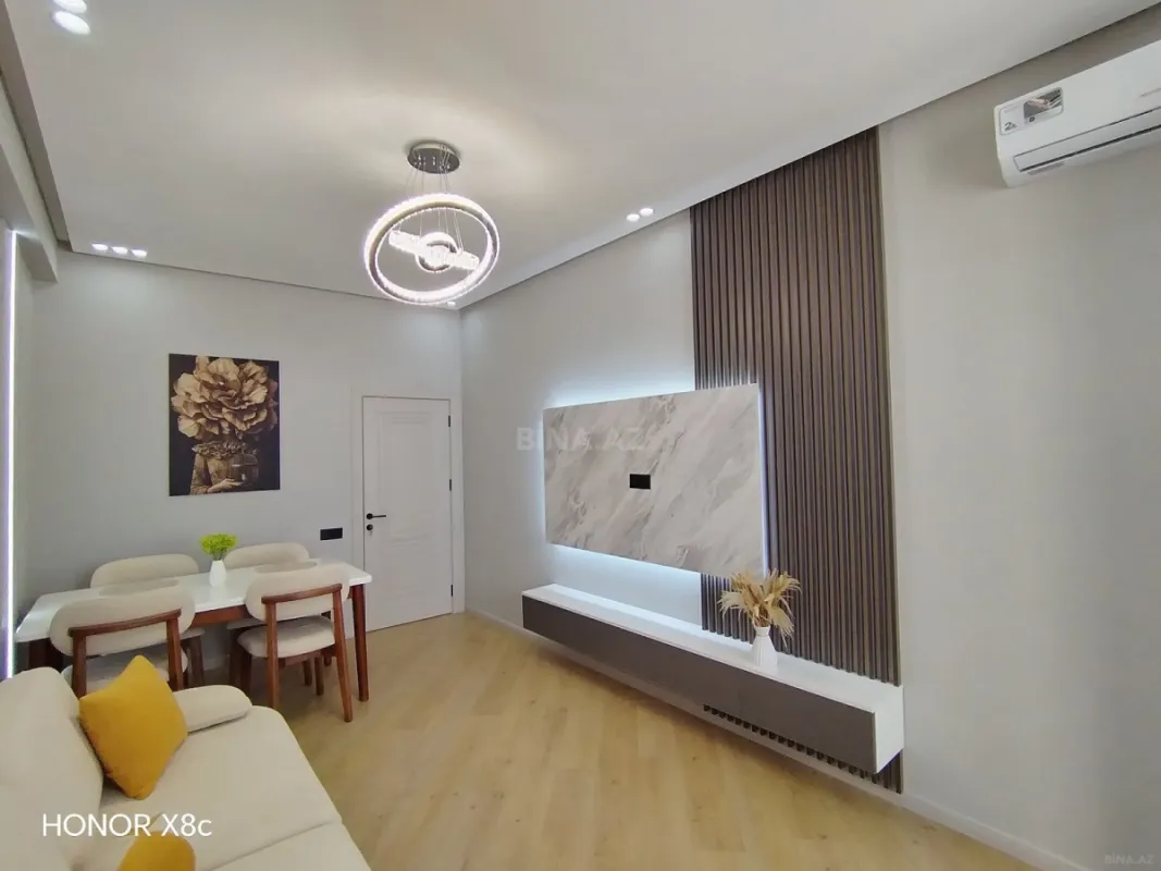 Satılır 2 otaqlı mənzil 55 m²