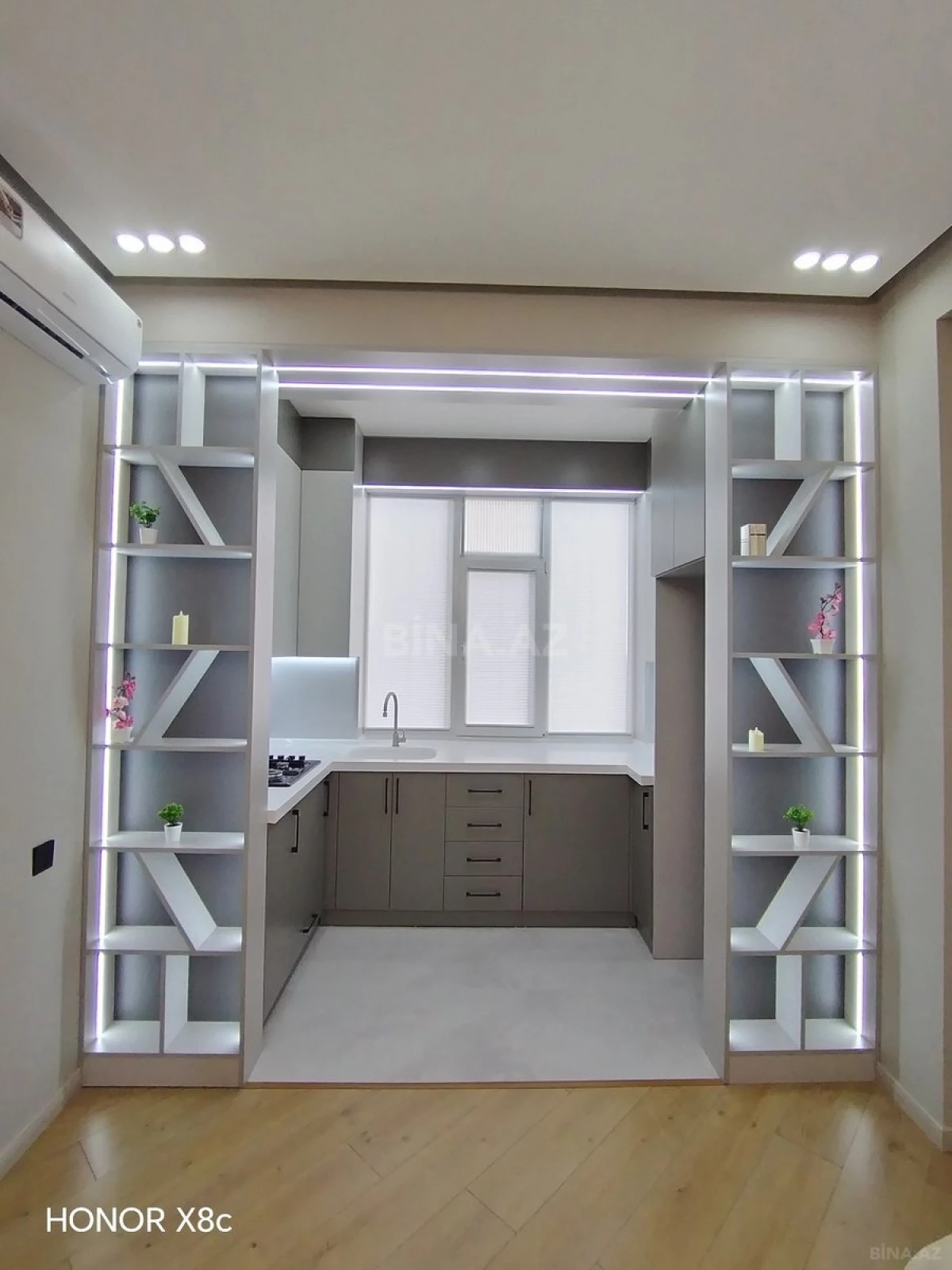 Satılır 2 otaqlı mənzil 55 m²