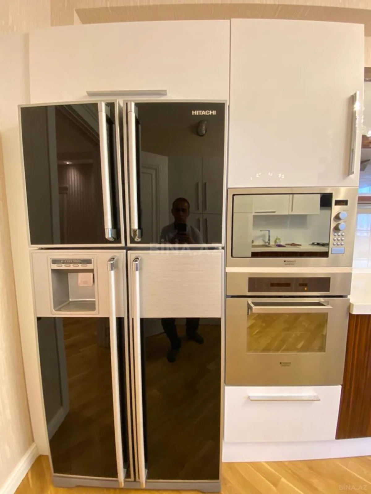 Kirayə verilir 4 otaqlı mənzil 175 m²