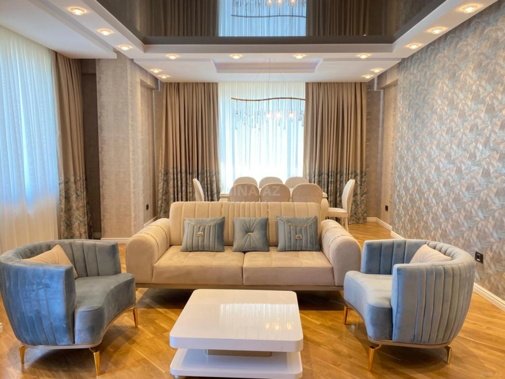 Kirayə verilir 4 otaqlı mənzil 175 m²