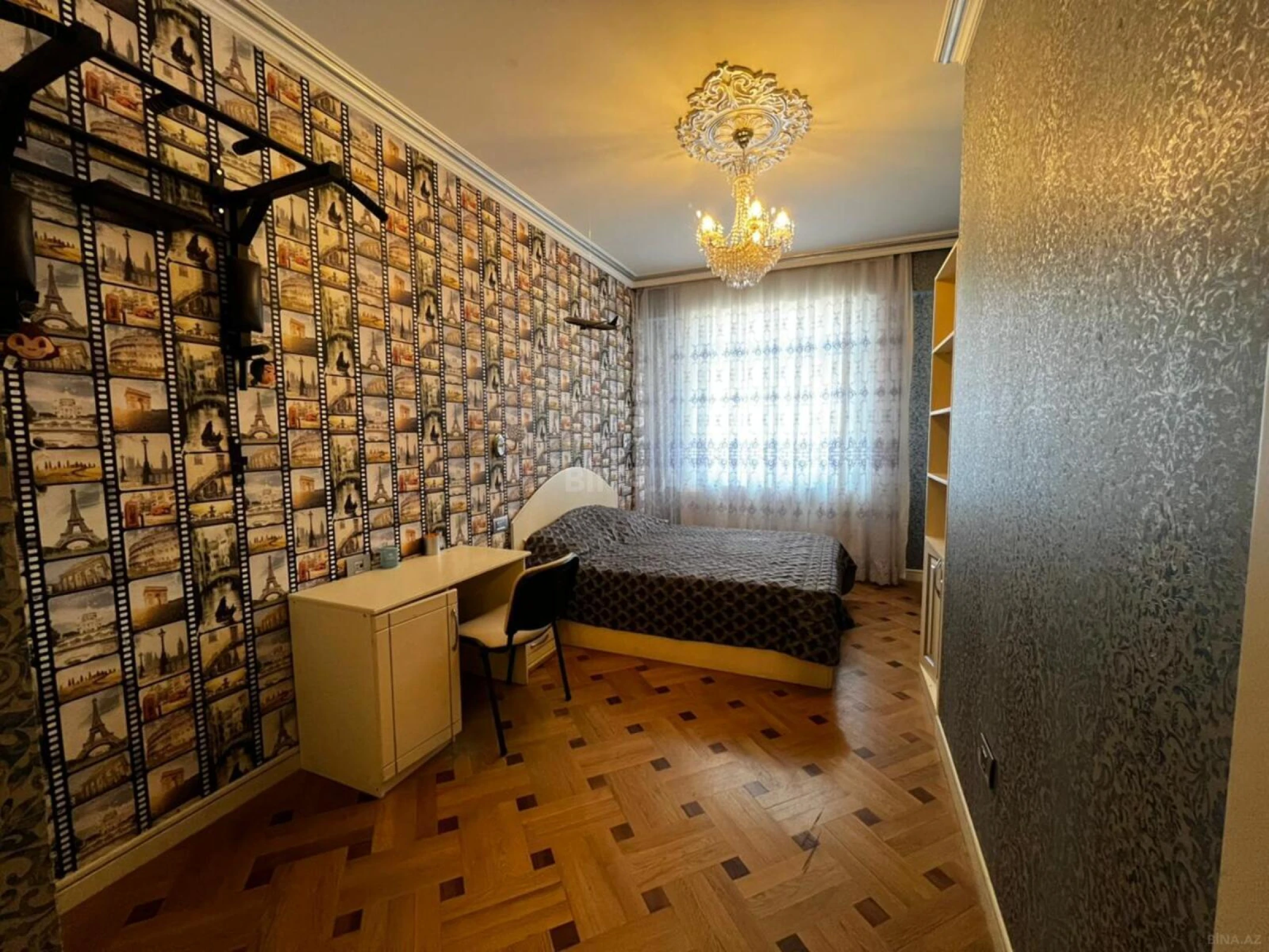 Kirayə verilir 4 otaqlı mənzil 236 m²