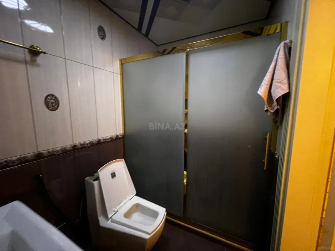 Kirayə verilir 4 otaqlı mənzil 236 m²