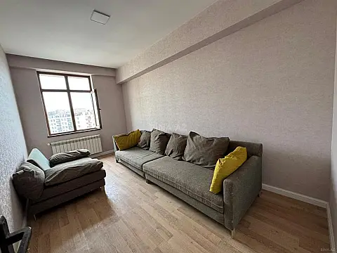 Satılır 3 otaqlı mənzil 95 m²