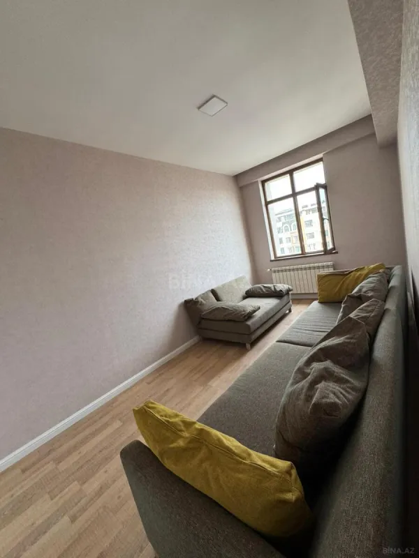 Satılır 3 otaqlı mənzil 95 m²