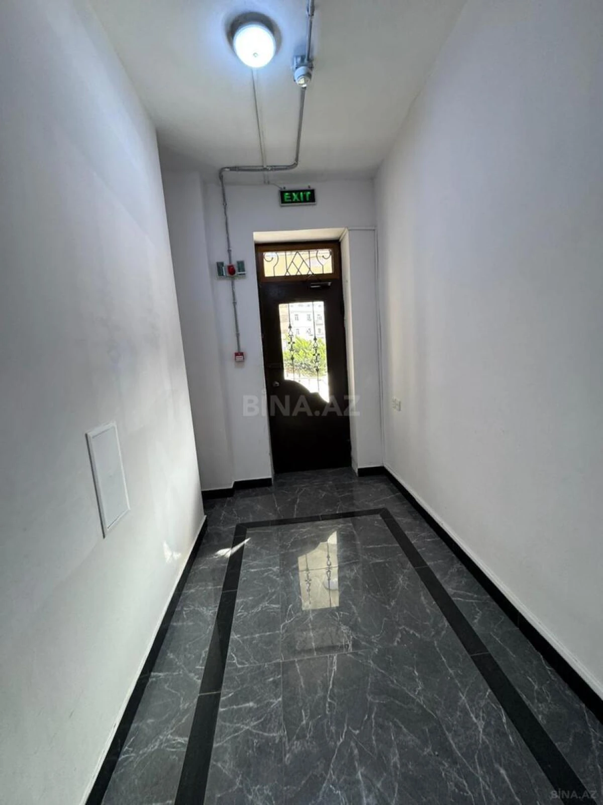 Satılır 3 otaqlı mənzil 95 m²