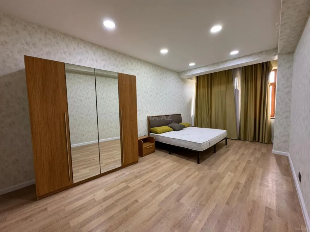Satılır 3 otaqlı mənzil 95 m²