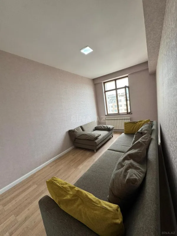 Satılır 3 otaqlı mənzil 95 m²