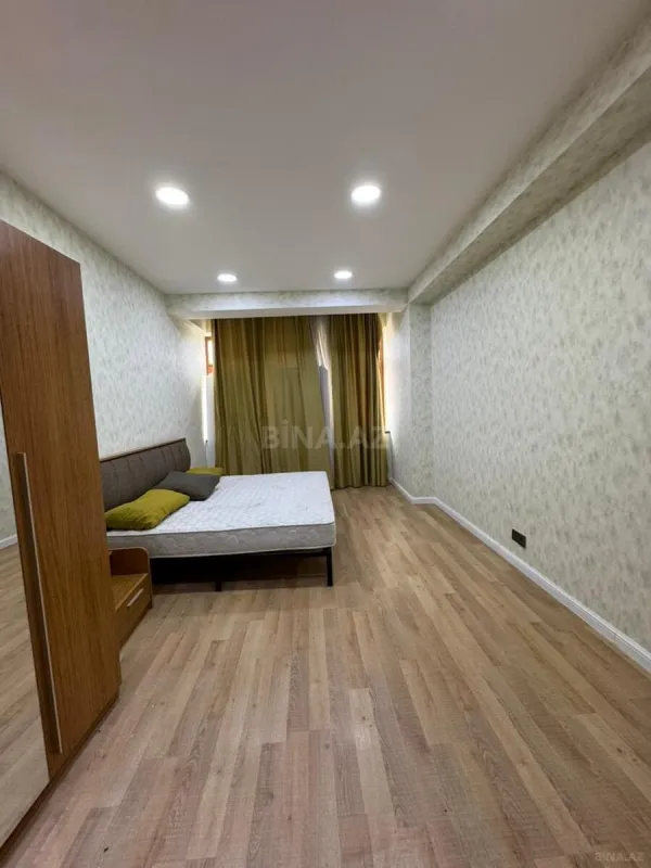 Satılır 3 otaqlı mənzil 95 m²