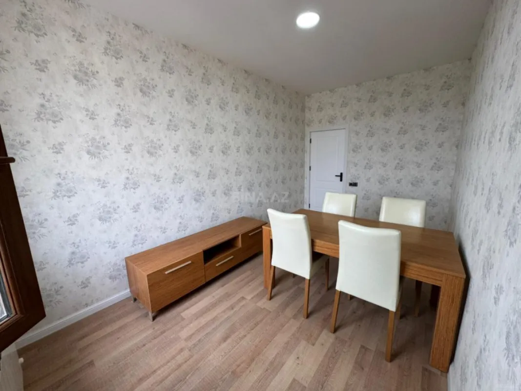 Satılır 3 otaqlı mənzil 95 m²