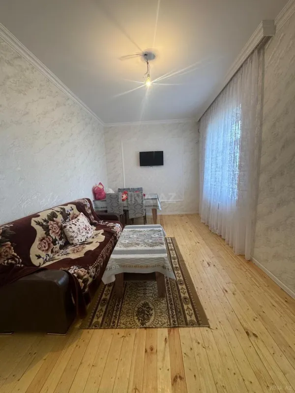 Satılır 3 otaqlı həyət evi 75 m²