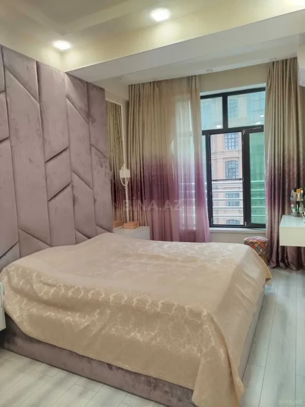 Satılır 3 otaqlı mənzil 96 m²