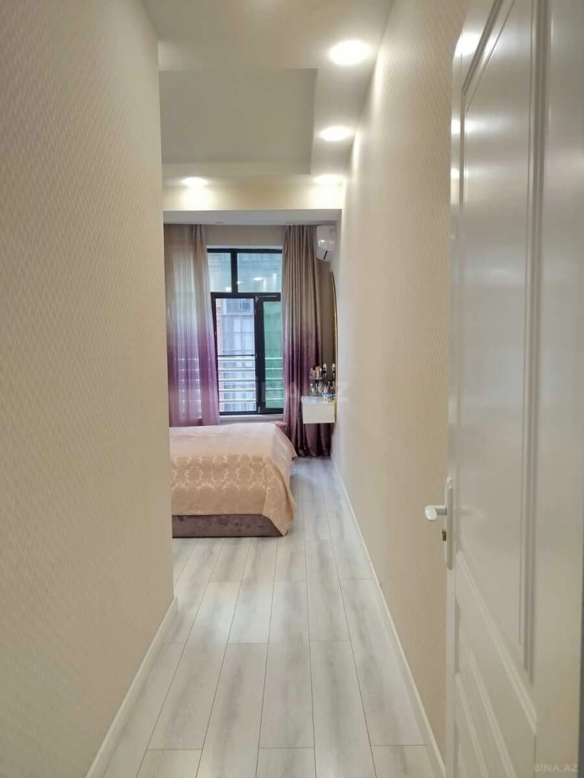 Satılır 3 otaqlı mənzil 96 m²