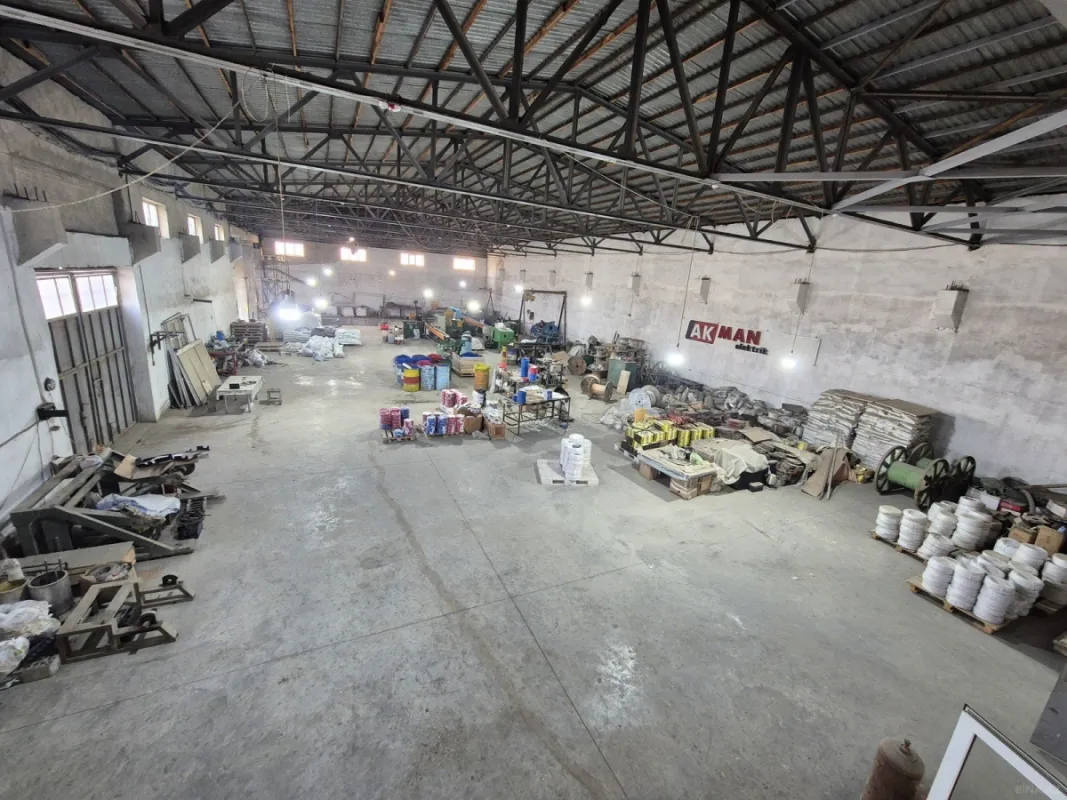 Satılır obyekt 2000 m²