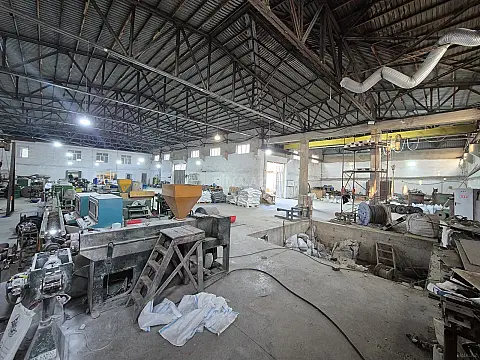 Satılır obyekt 2000 m²