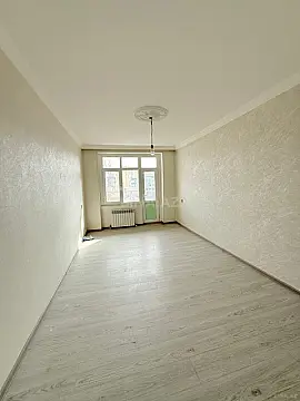 Satılır 2 otaqlı mənzil 73 m²