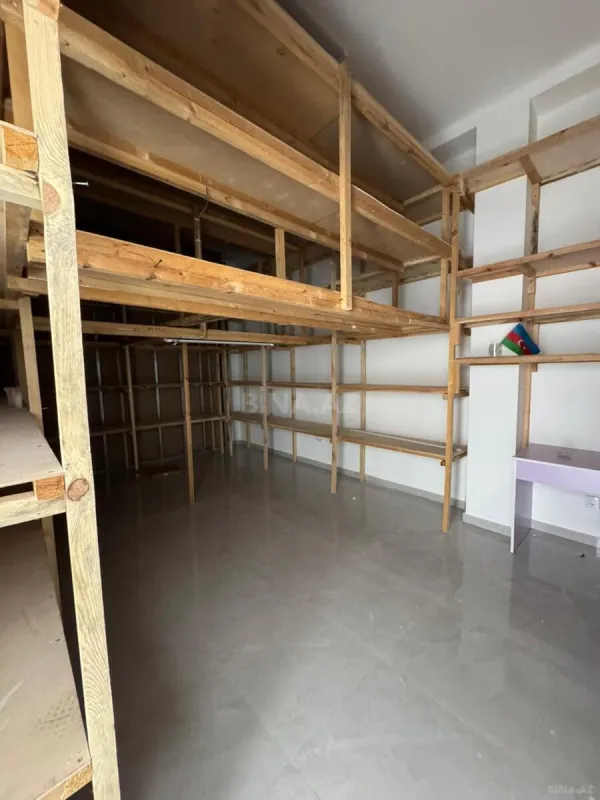 Kirayə verilir obyekt 200 m²