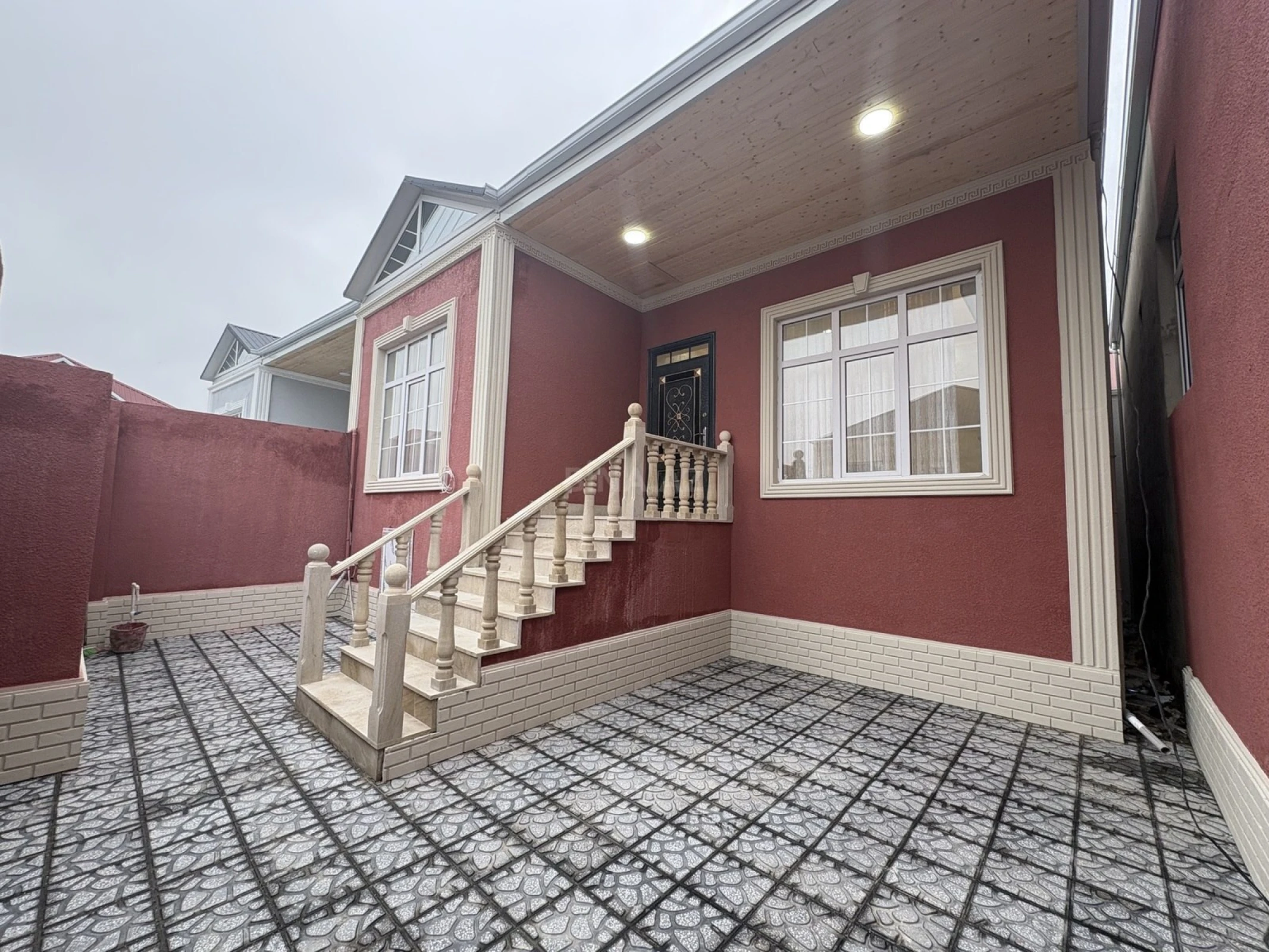 Satılır 3 otaqlı həyət evi 85 m²