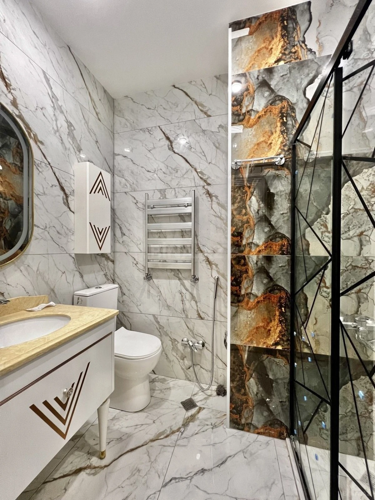 Satılır 2 otaqlı mənzil 66 m²