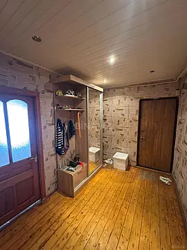 Satılır 5 otaqlı mənzil 130 m²