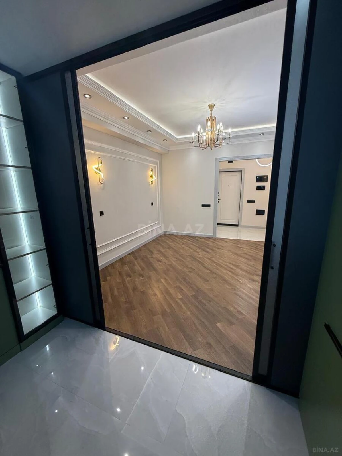 Satılır 3 otaqlı mənzil 87 m²
