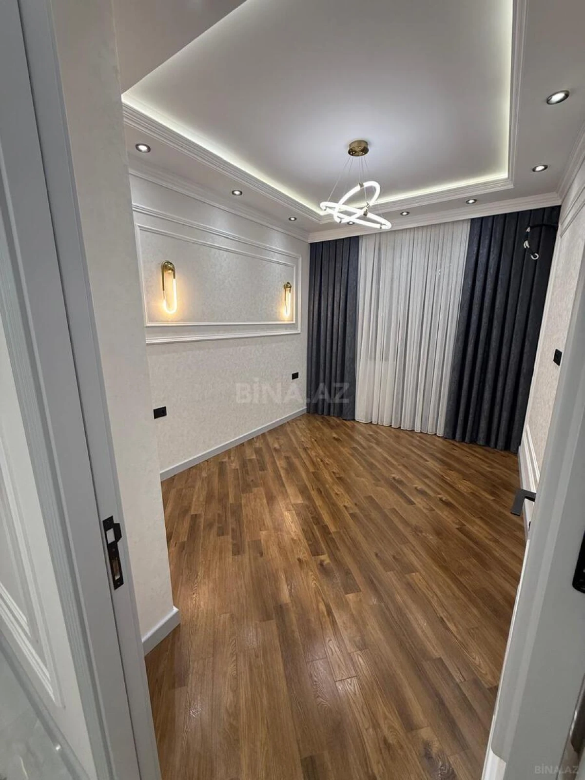 Satılır 3 otaqlı mənzil 87 m²