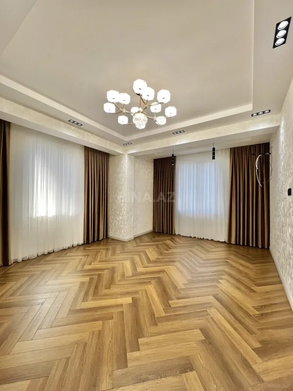 Satılır 2 otaqlı mənzil 78 m²