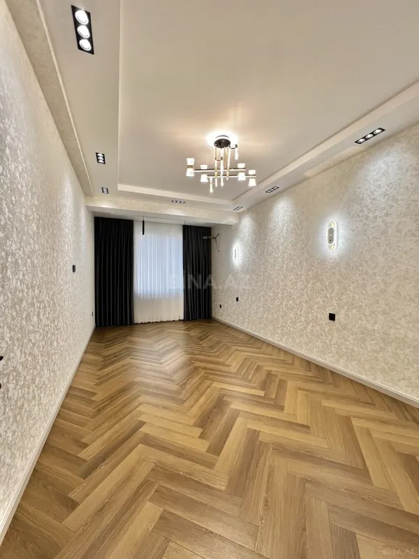 Satılır 2 otaqlı mənzil 78 m²