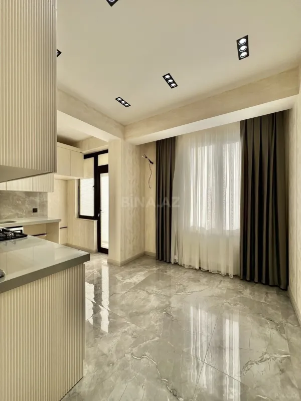 Satılır 2 otaqlı mənzil 78 m²