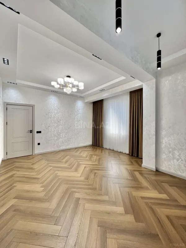 Satılır 2 otaqlı mənzil 78 m²