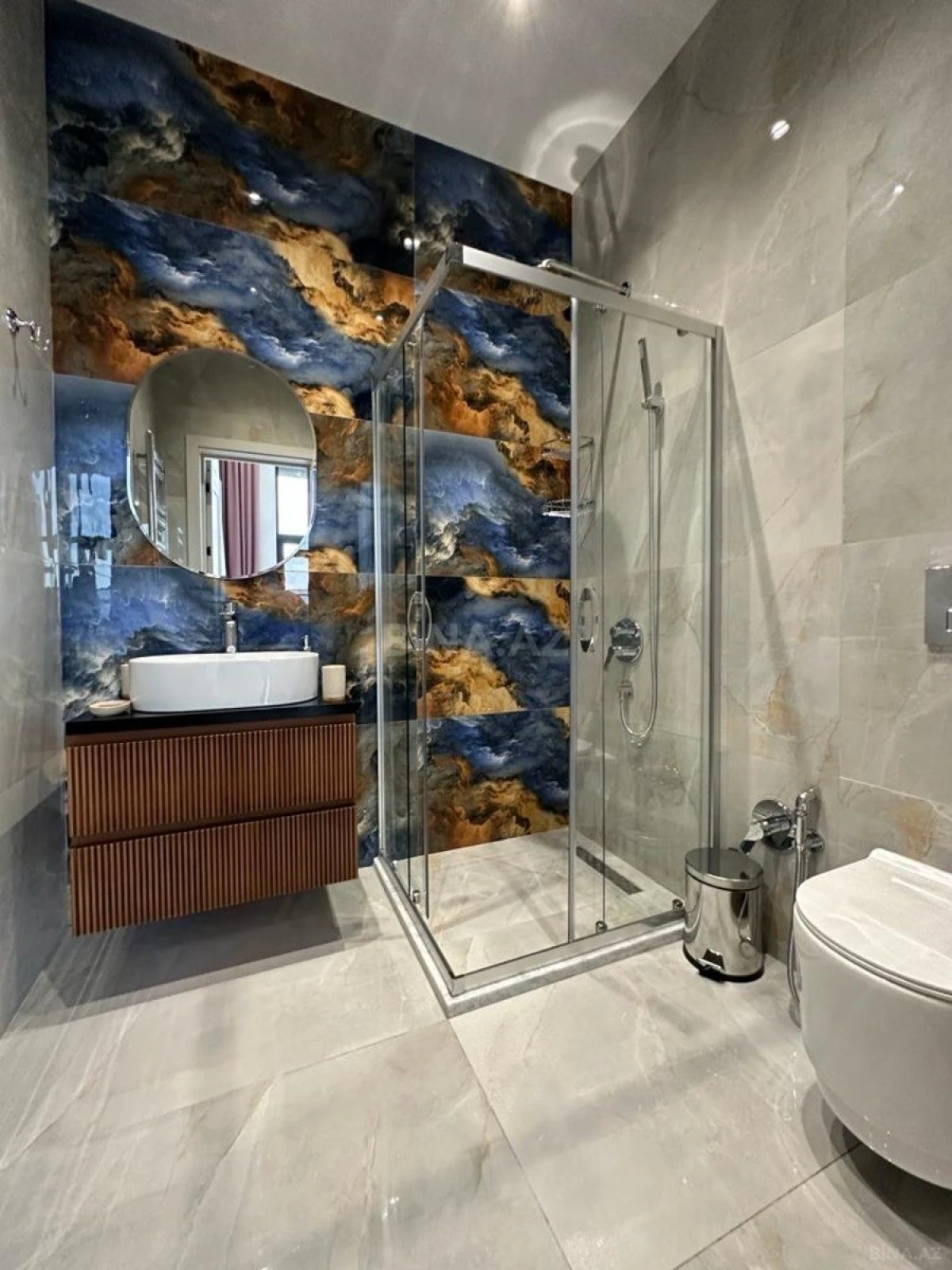 Kirayə verilir 5 otaqlı həyət evi 500 m²