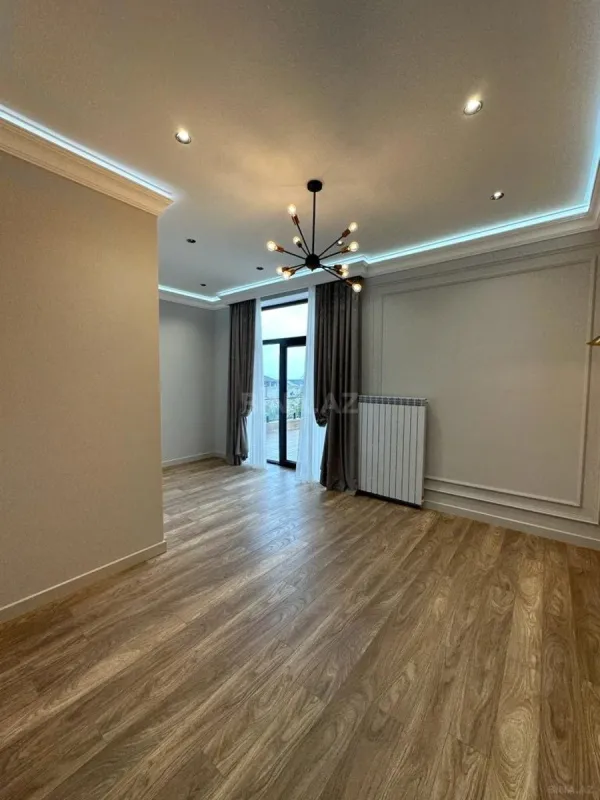 Kirayə verilir 5 otaqlı həyət evi 500 m²