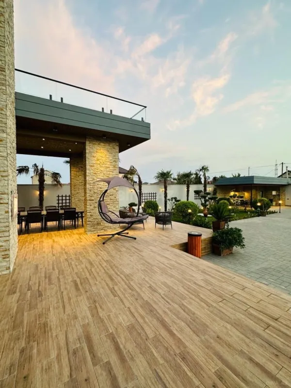 Kirayə verilir 5 otaqlı həyət evi 500 m²