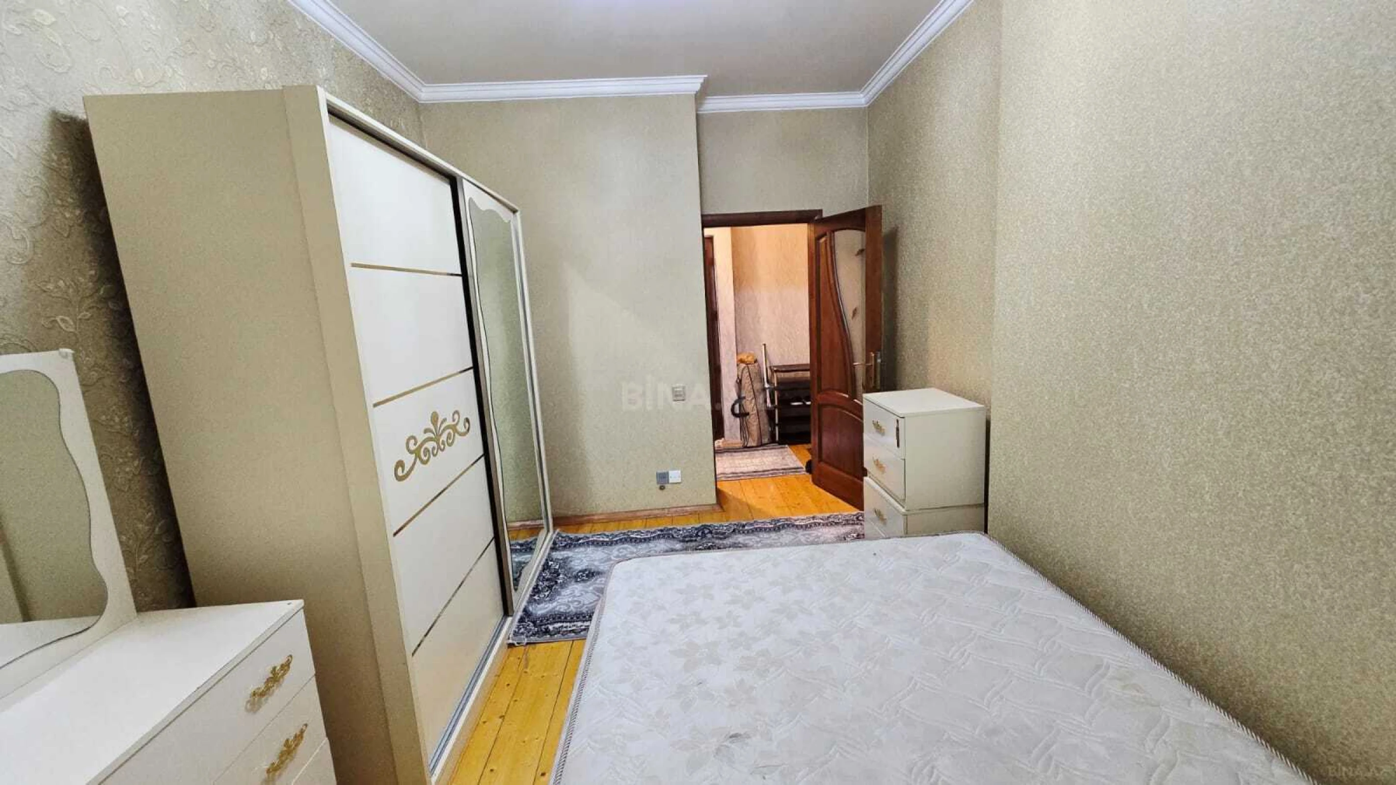 Satılır 2 otaqlı mənzil 55 m²