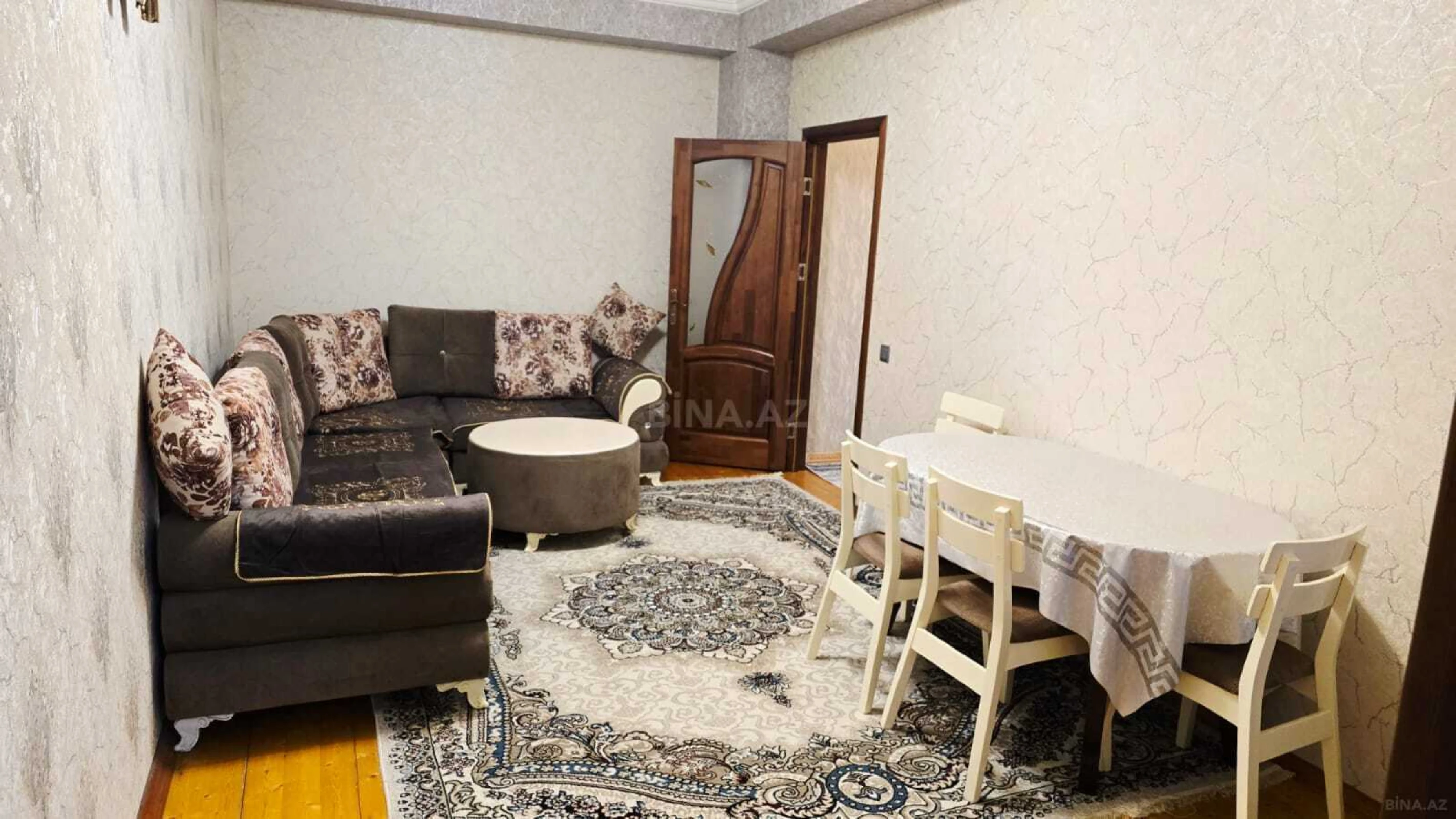 Satılır 2 otaqlı mənzil 55 m²