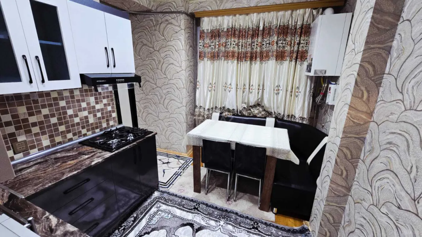 Satılır 2 otaqlı mənzil 55 m²