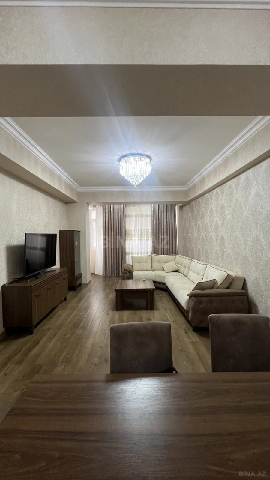 Satılır 3 otaqlı mənzil 114 m²