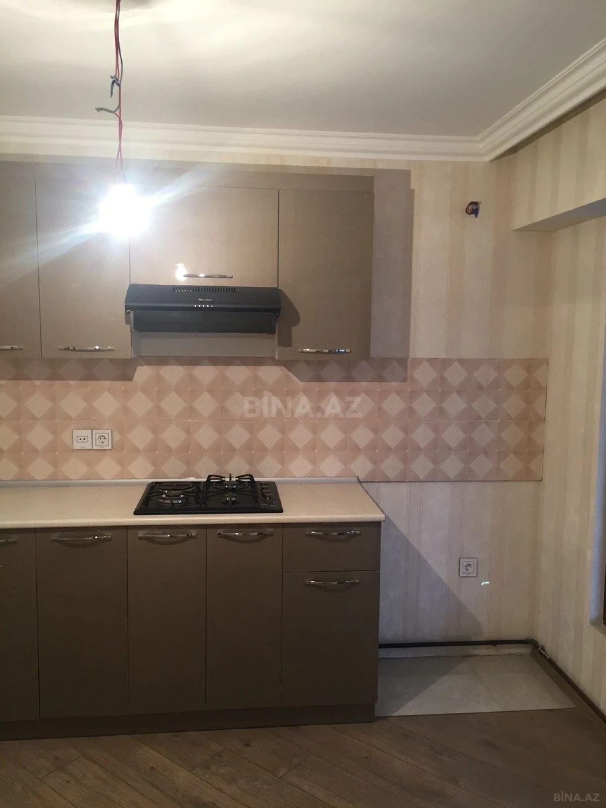 Kirayə verilir 2 otaqlı mənzil 55 m²