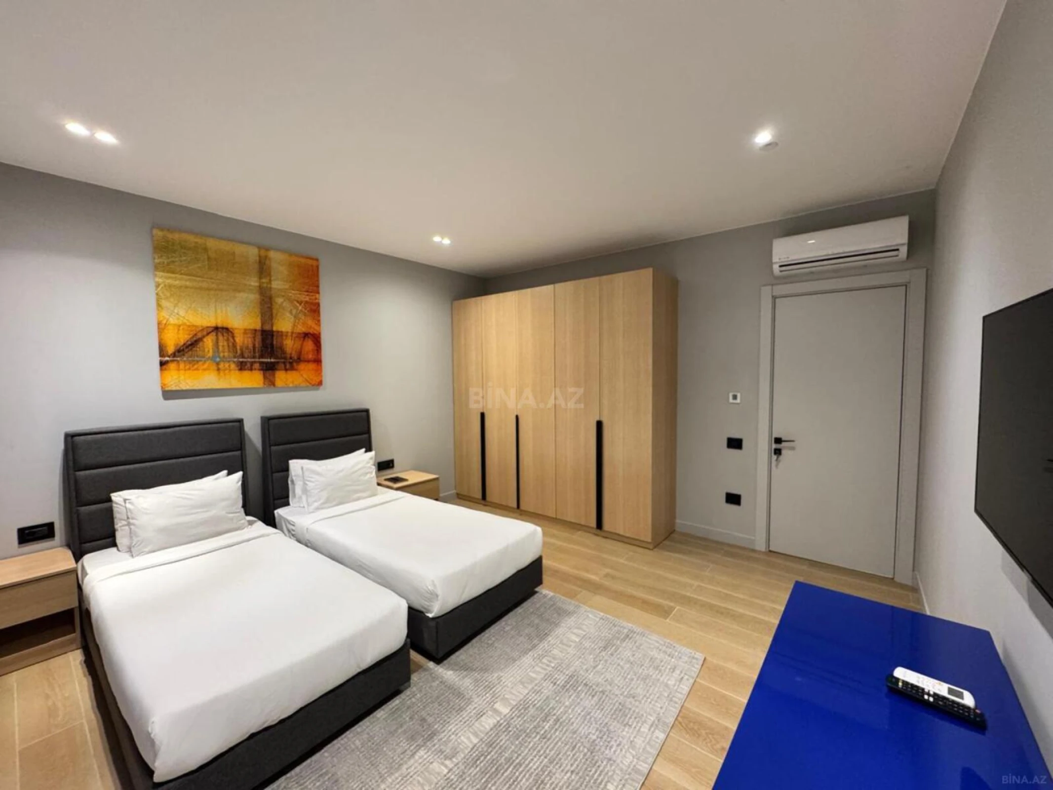 Satılır 3 otaqlı mənzil 127.6 m²