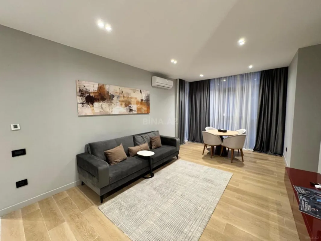 Satılır 3 otaqlı mənzil 127.6 m²