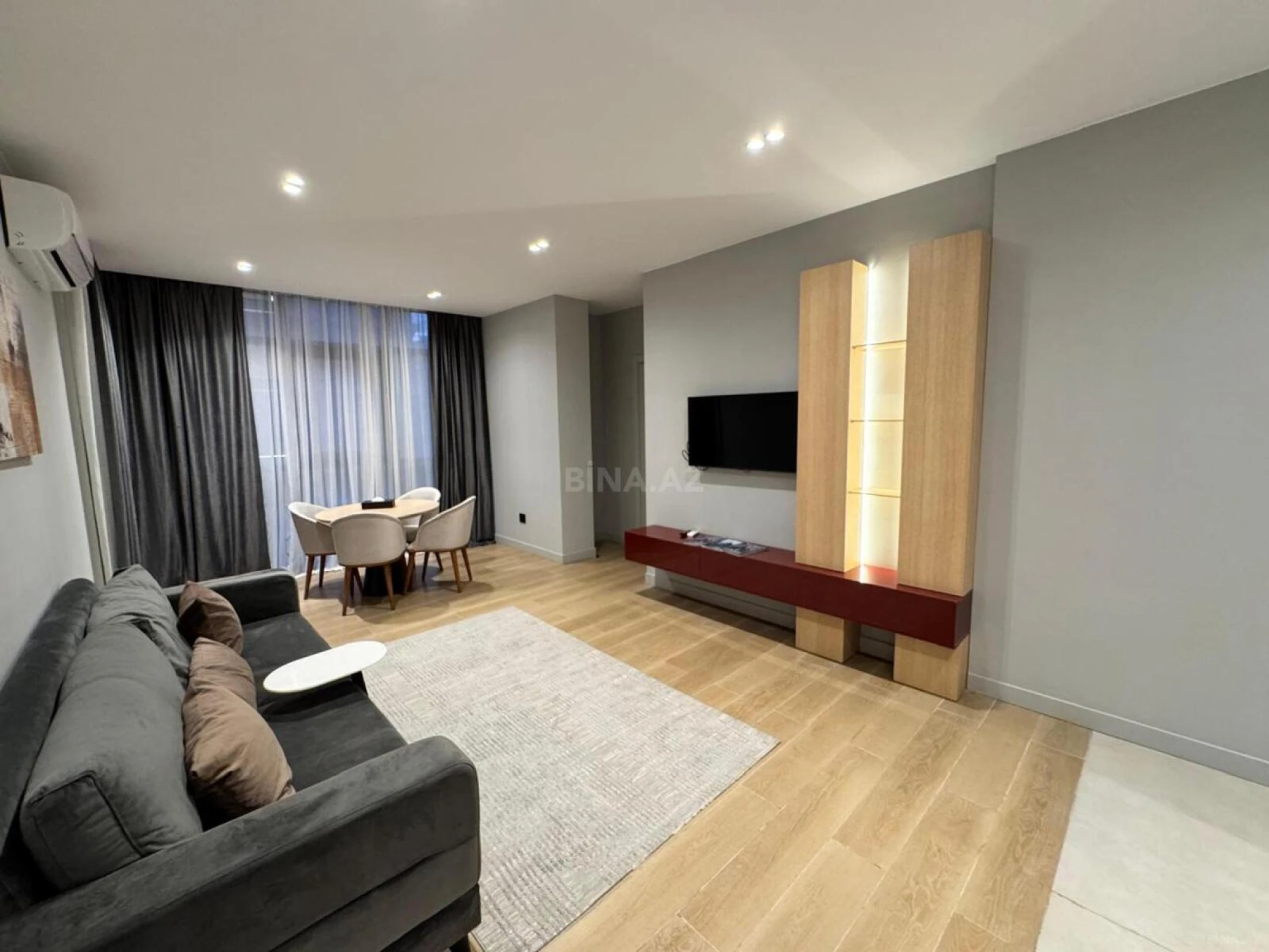 Satılır 3 otaqlı mənzil 127.6 m²
